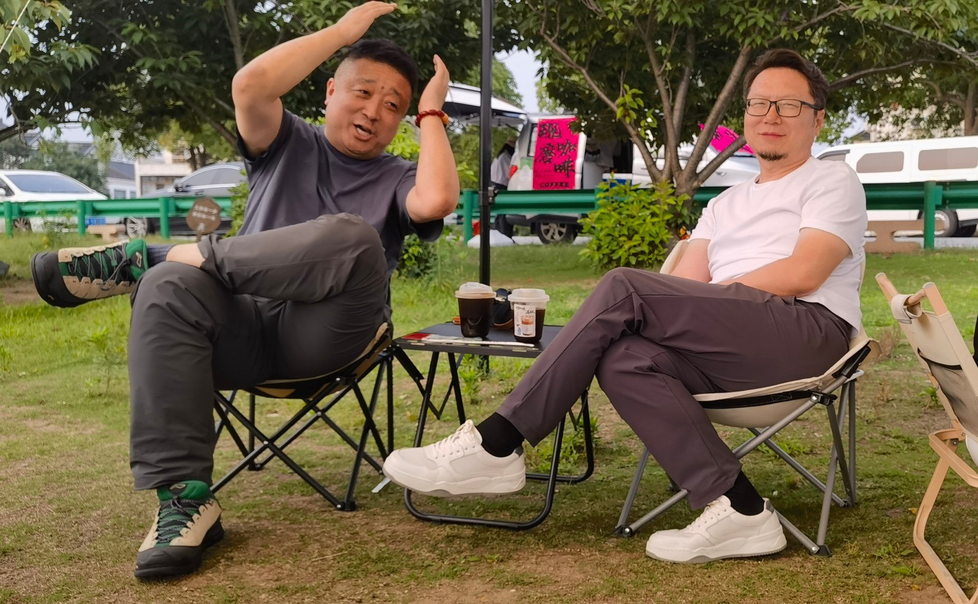 原始照片：老五老六合影