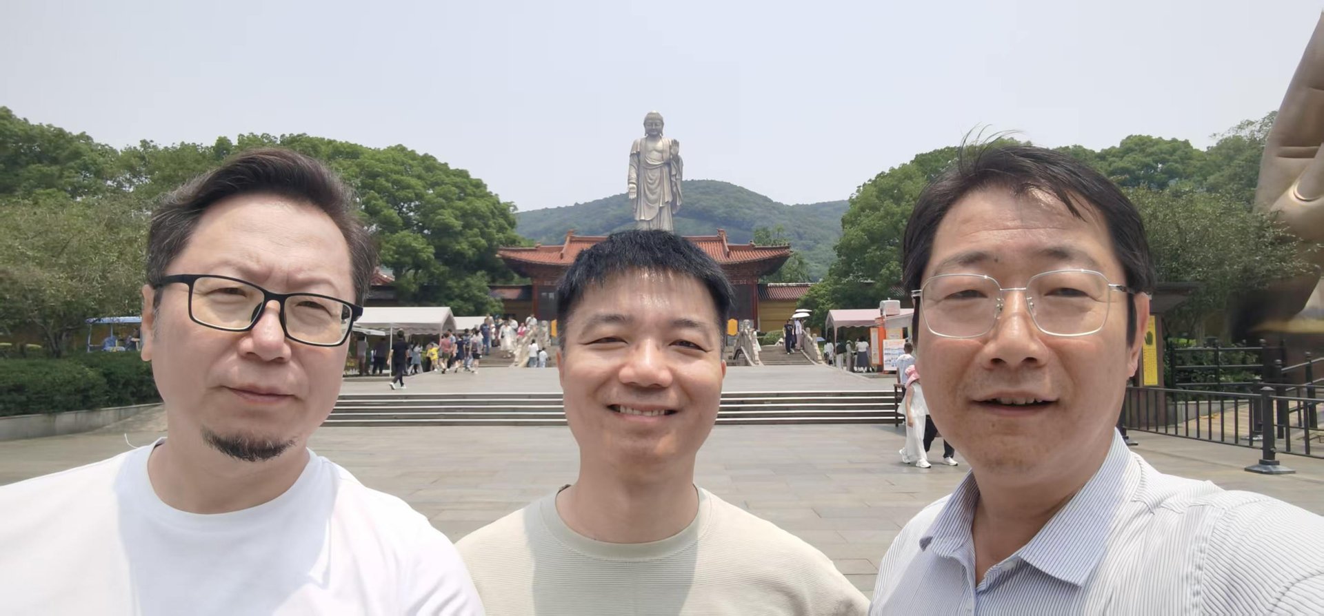 原始照片：老大、老六、老七三人合影